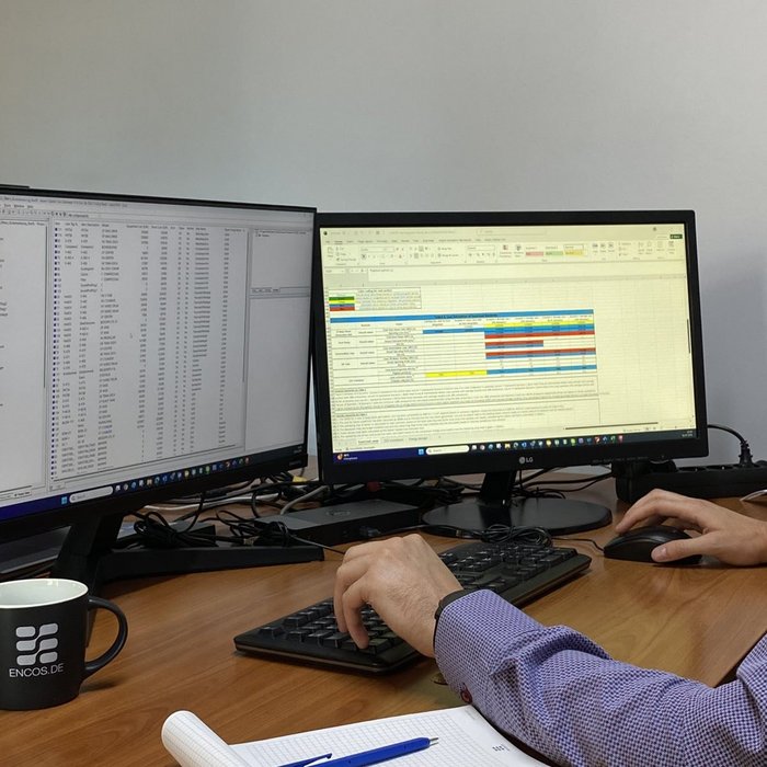 Employee working with Aspen
